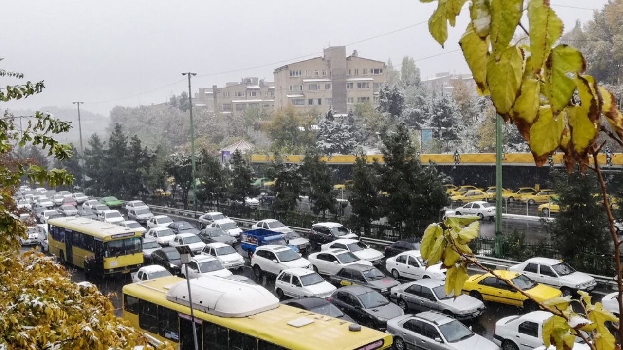 بارش برف و باران ادامه دارد
