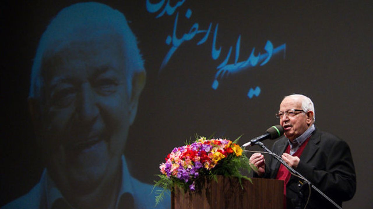 پیکر «رضا عبدی» بر دوش رادیویی‌ها تشییع شد