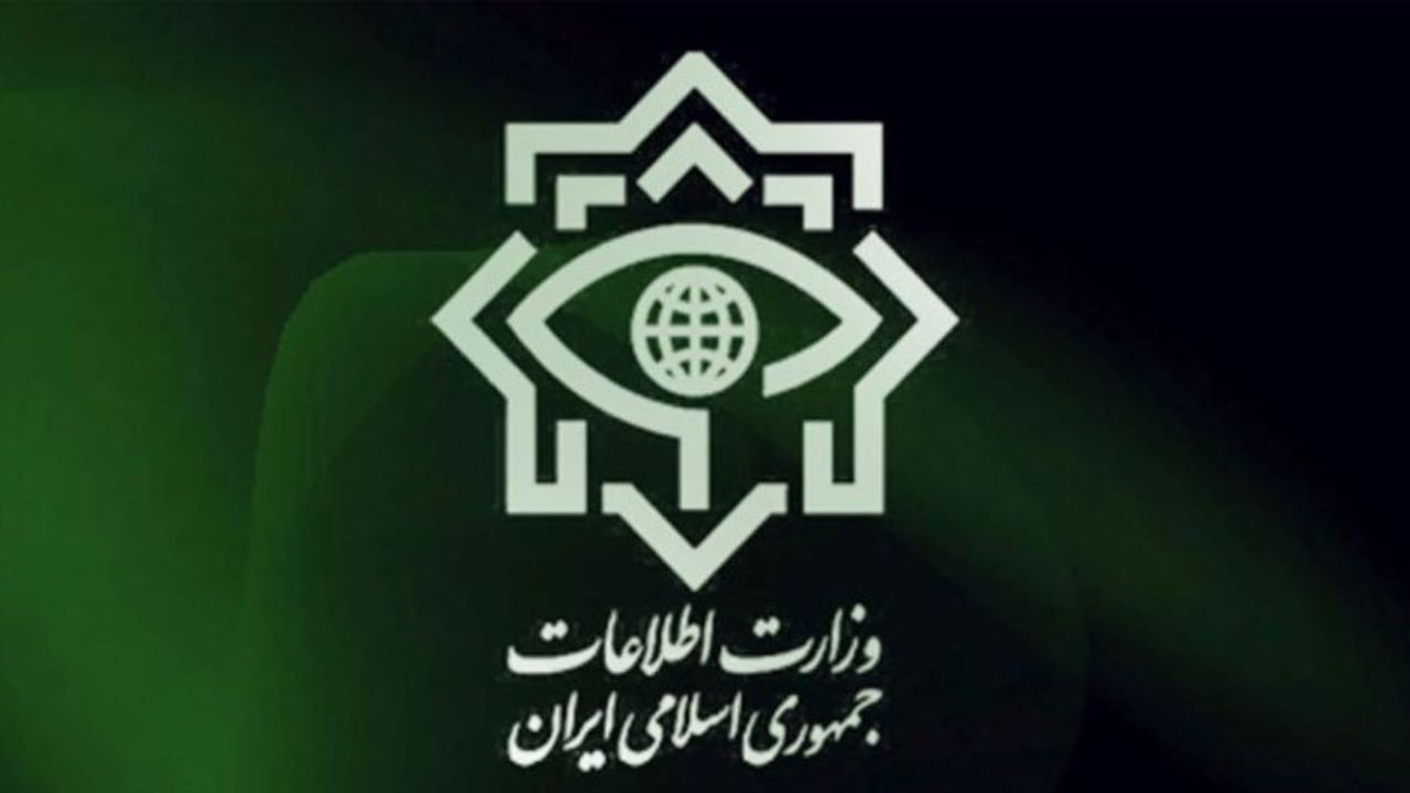 عوامل اصلی اغتشاشات دو روز گذشته شناسایی شده‌اند/ برخورد با اشرار را وظیفه خود می‌دانیم