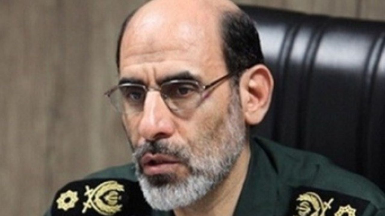 ما دست خالی هم از انقلاب دفاع می‌کنیم