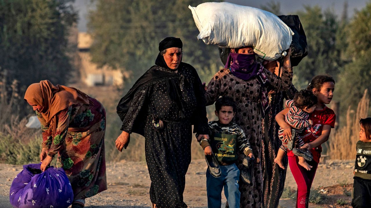 سانا: حملات ترکیه موجب موج جدیدی از آوارگی غیرنظامیان سوری شد