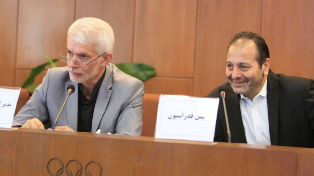 به زودی مربی تراز اولی را برای تیم هاکی چمنی استخدام می‌کنیم