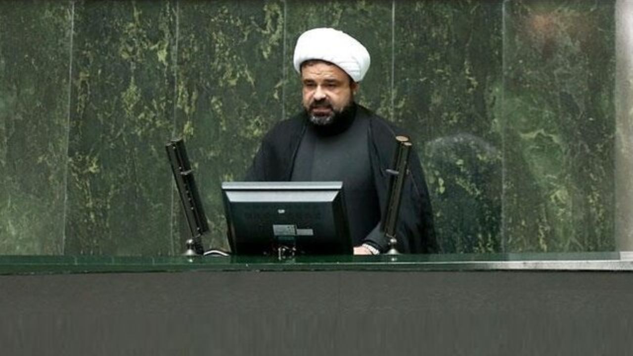 دولت اگر نمی‌تواند جهت رفع بیکاری قدم بردارد شغل‌های ناپایدار را مختل نکند