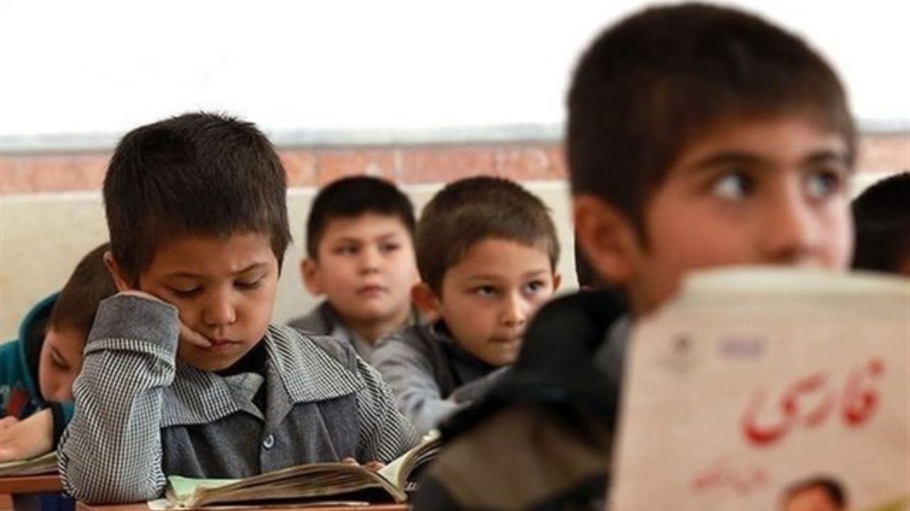 ارائه خدمات آموزشی غیرحضوری آنلاین به اتباع خارجی
