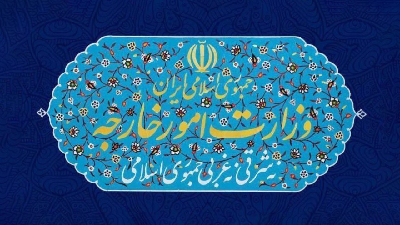 نخبگان و دانشمندان از سفر به آمریکا جداً بپرهیزند