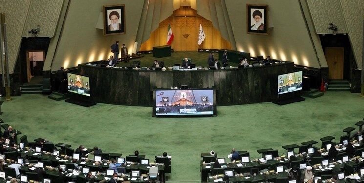 استثنا شدن نمایندگان مجلس از مجازات حبس و محرومیت از داوطلبی در قبال خرید و فروش رای