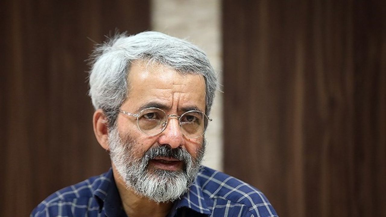 نظر سردار جعفری چندان دقیق نیست، اما نباید ورود نظامیان به سیاست تلقی شود/ استعفای روحانی جامعه را به شدت به هم می‌ریزد/ شورای نگهبان نمی‌تواند به راه‌حل‌های افراد ورود کند/ پسر آیت‌الله هاشمی انصار حزب‌الله را تامین مالی می‌کرد/ صحبت از ساقط کردن دولت کج