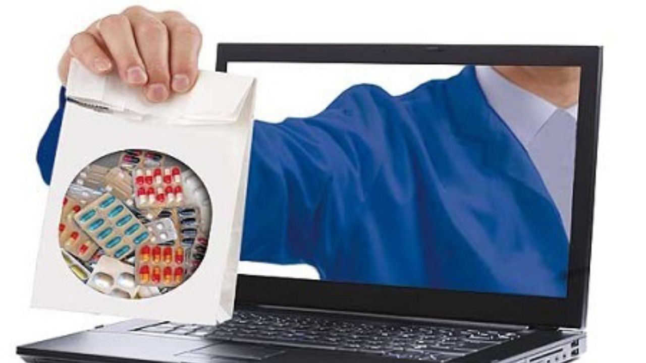 فروش دارو در فضای مجازی غیرقانونی است
