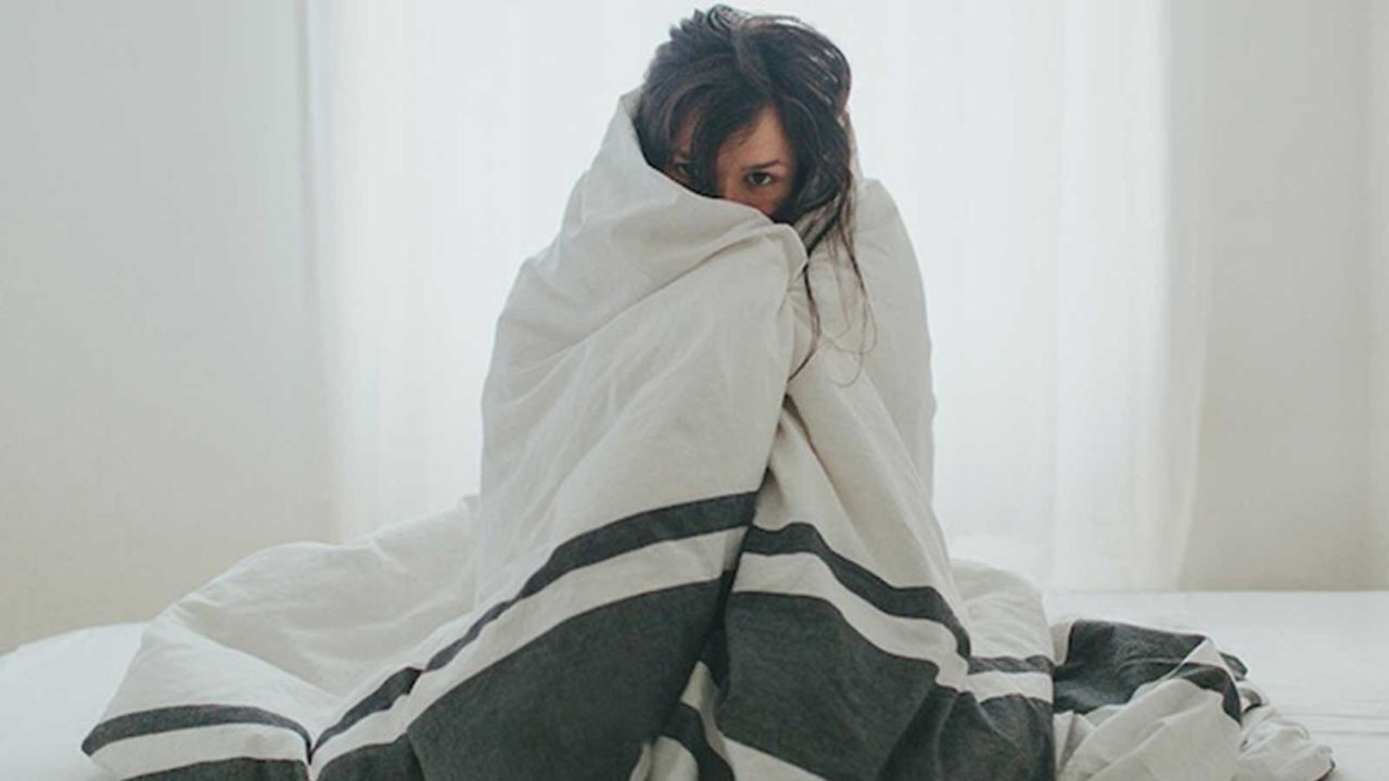 چرا همیشه احساس سرما می‌کنید؟