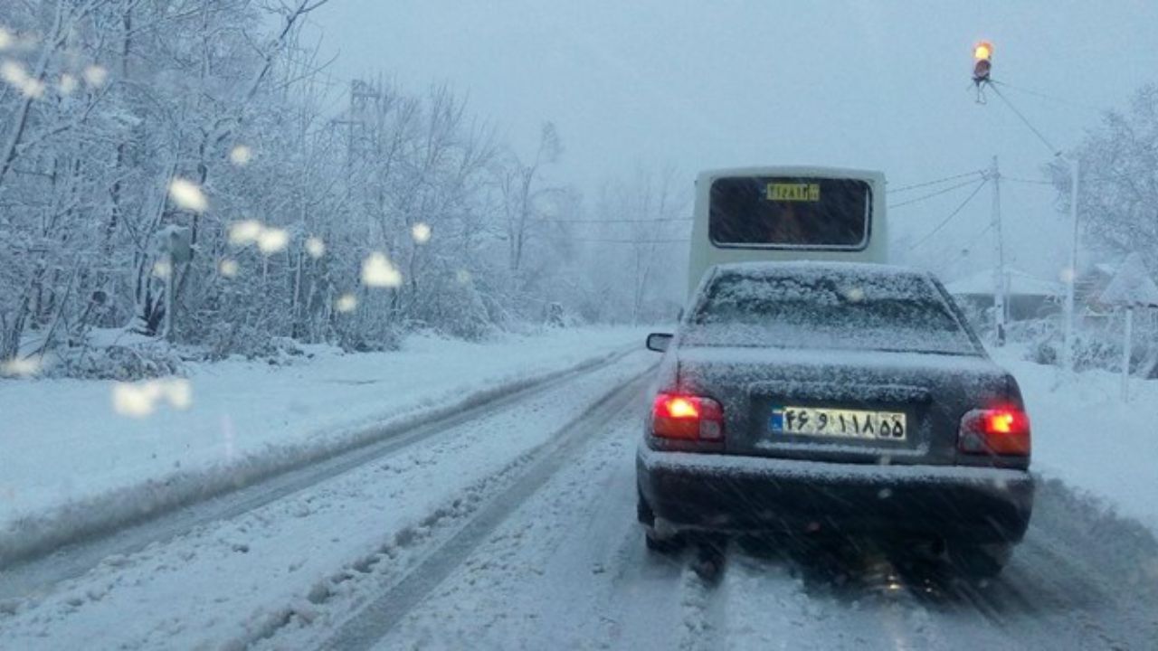 بارش برف و باران در استان‌های غربی کشور