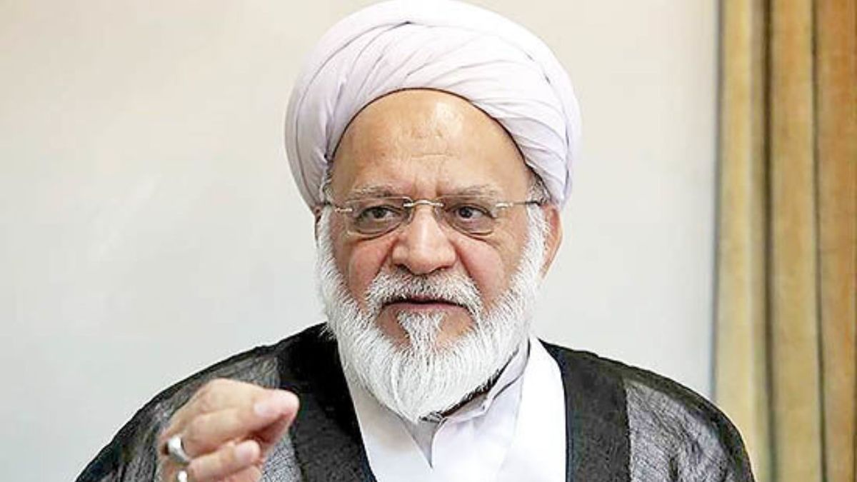 برای من هم پیامکهای مخالفت با FATF ارسال شده است