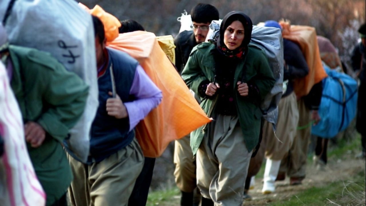 چرا فقط به مردان کولبر توجه می کنیم؟ زنان هم کولبری می کنند