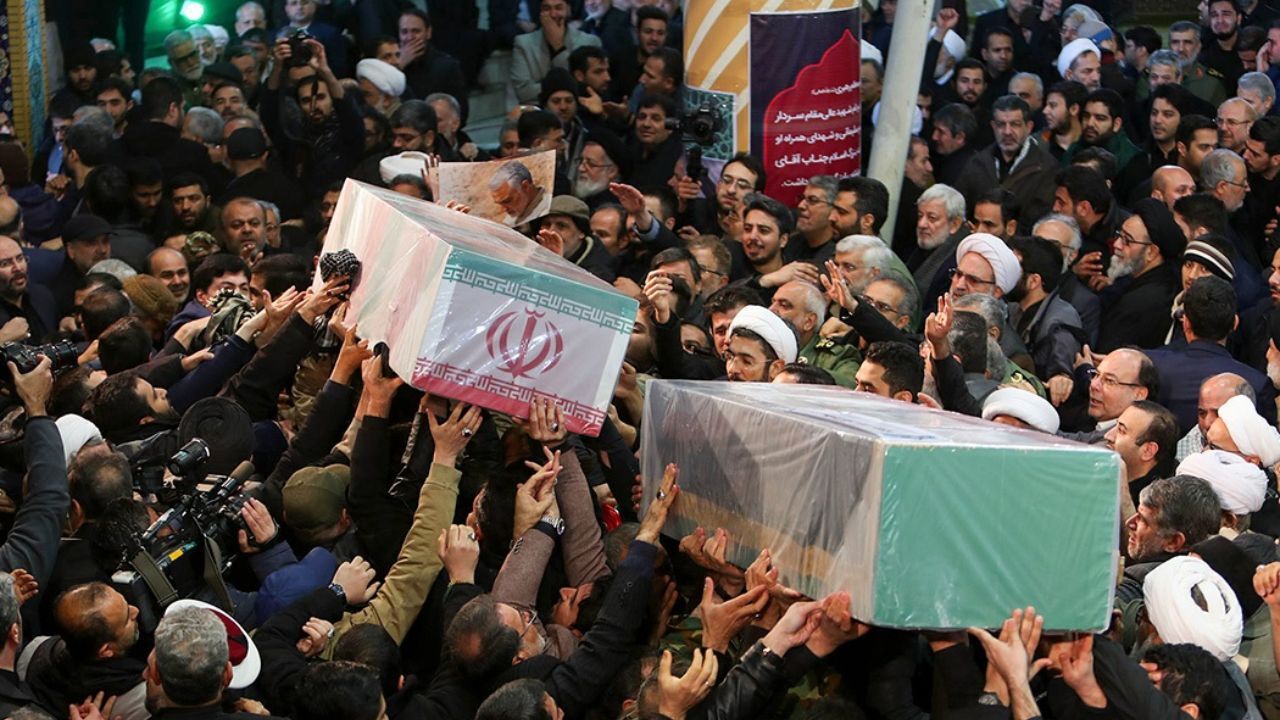 حاج‌قاسم: کنار جنازه‌ام برایم شهادت دهید + ویدئو