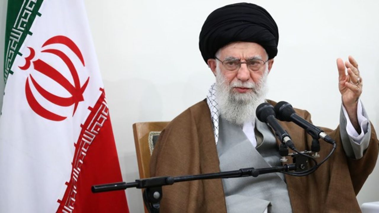 کاری کنید روحیه جهاد و مقاومت راه قطعی نسل‌های پی‌درپی شود/ تنها راه نجات، ادامه دادن راه شهیدان است