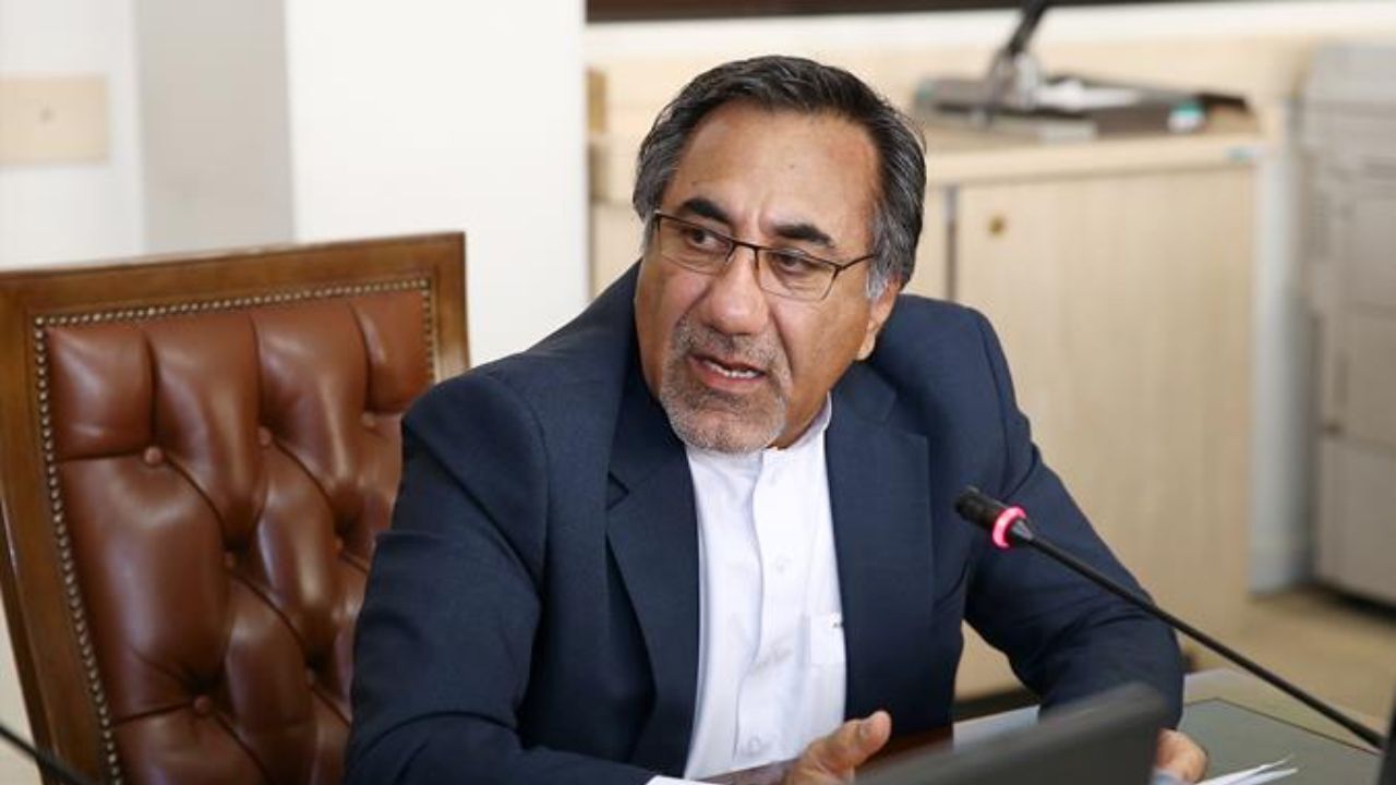 لباس گرم از نیازهای ضروری سیل‌زدگان سیستان و بلوچستان است