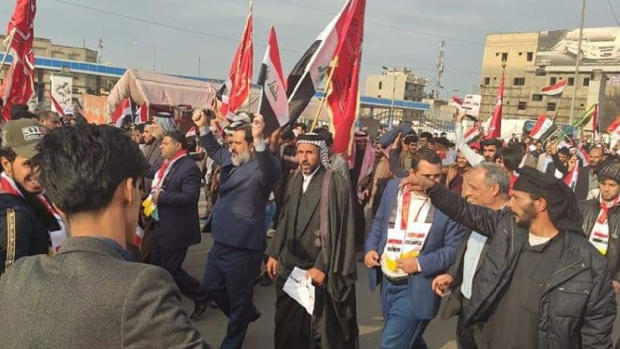 میلیون ها نفر از مردم عراق علیه آمریکا تظاهرات کردند