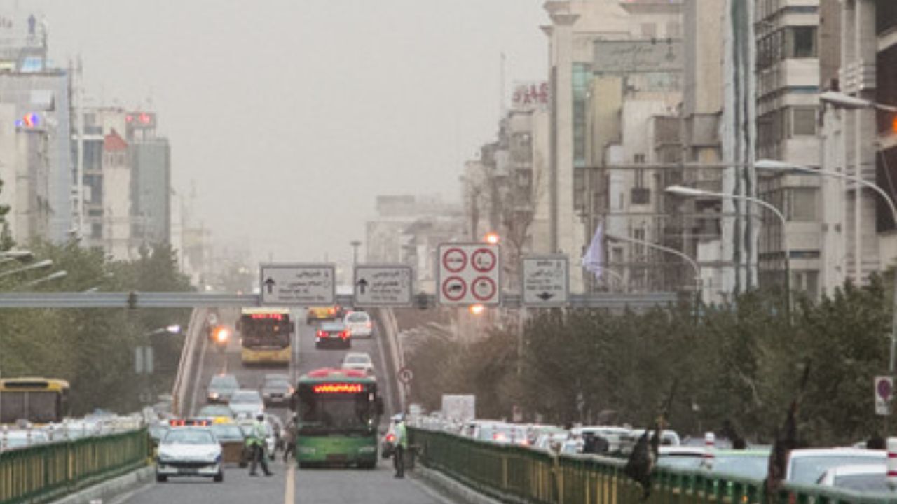 هوای تهران برای گروه‌های حساس ناسالم است