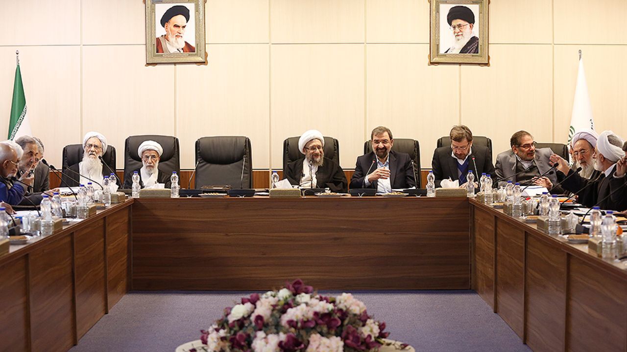 مجمع تشخیص مصلحت نظام نظر شورای نگهبان درباره CFT را تایید کرد؟/ رضایی: زمان یک ساله بررسی FATF در مجمع تمام شده است/ نظر شورای نگهبان درباره لوایح، مُحَکَم است/ دولت و مجلس به دنبال پیگیری لوایح از طریق دیگری هستند/ بحث پذیرش شروط FATF فعلا متوقف است
