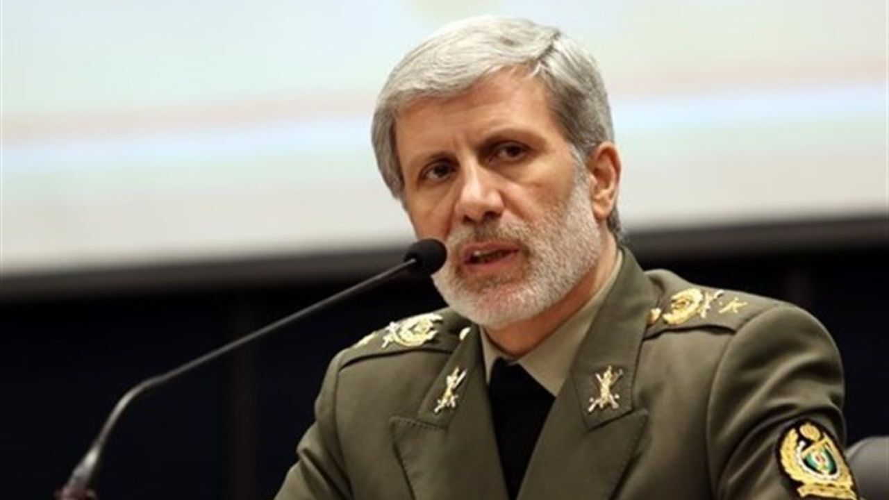 آمادگی وزارت دفاع برای حمایت از تولید کنندگان/ حوزه خودرو می‌تواند عزت کشور باشد