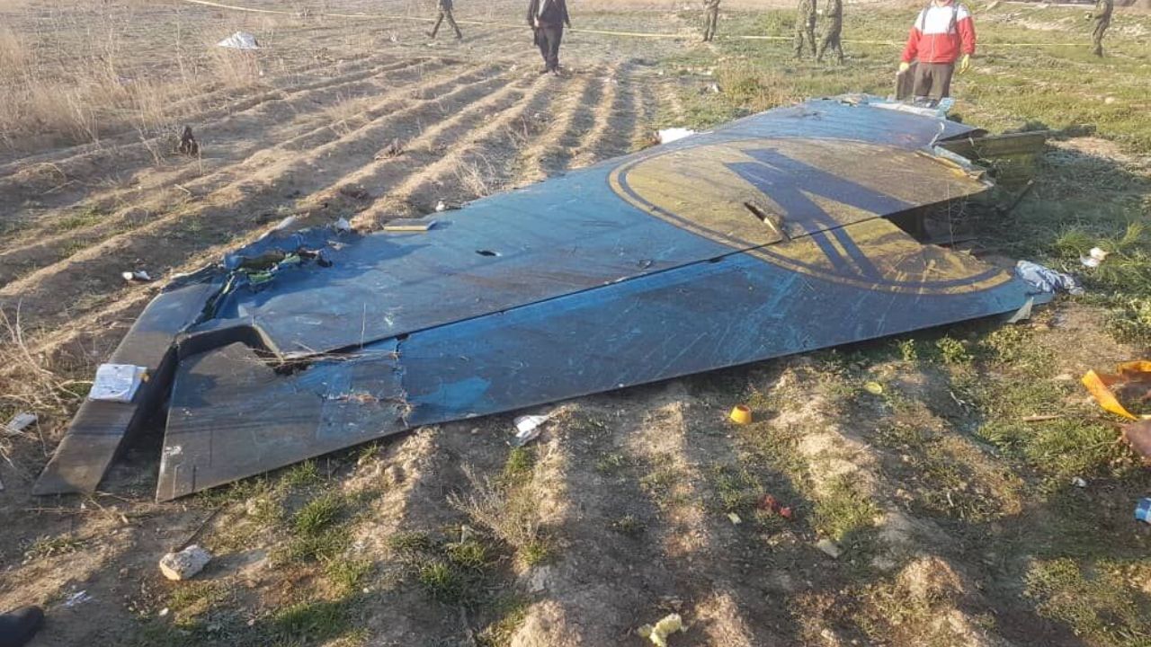 مسئولان برای جعبه سیاه هواپیمای اوکراینی تصمیم می‌گیرند