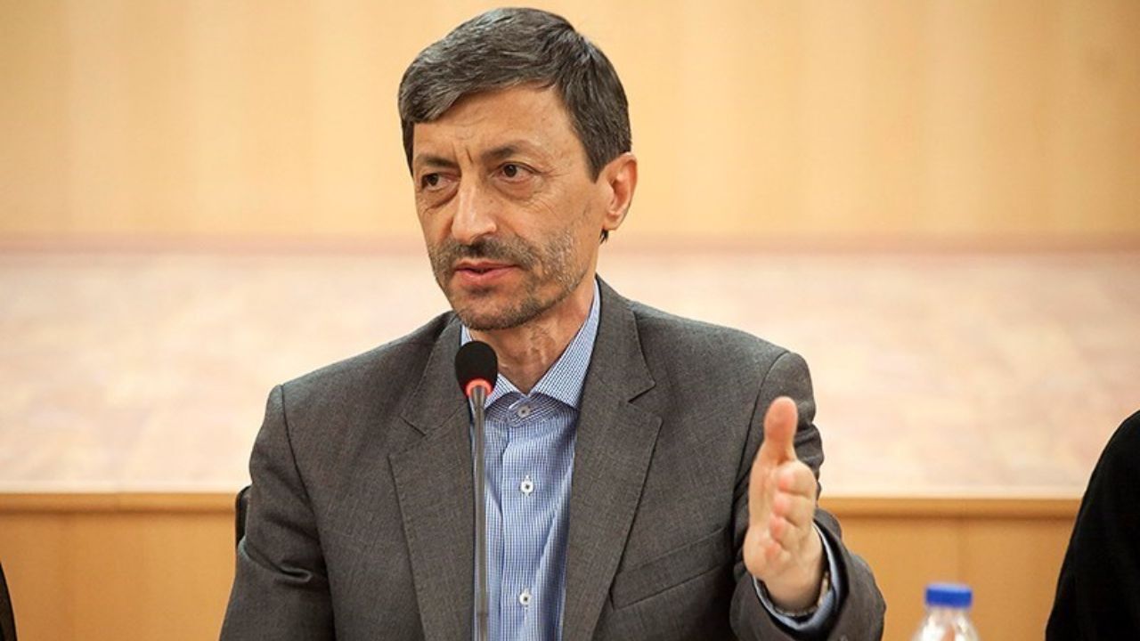املاکی که پهلوی به زور گرفت، به مردم برمی‌گردد