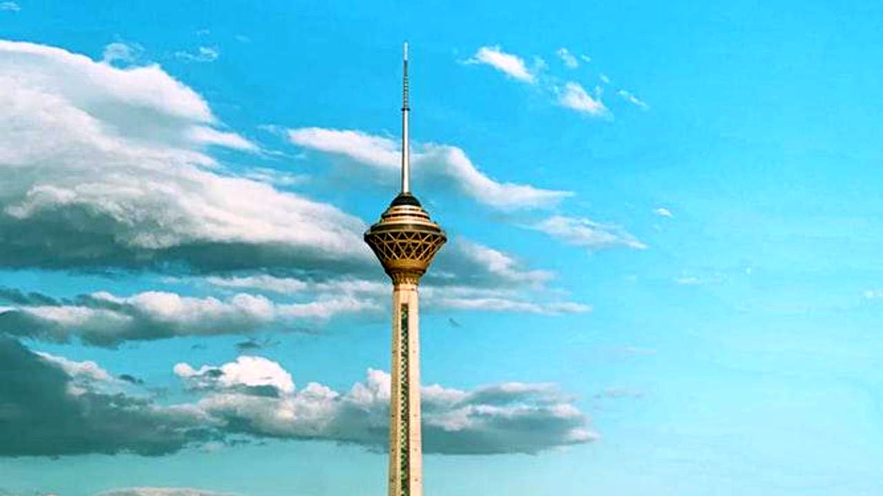 بازدید رایگان مادران پایتخت از برج میلاد