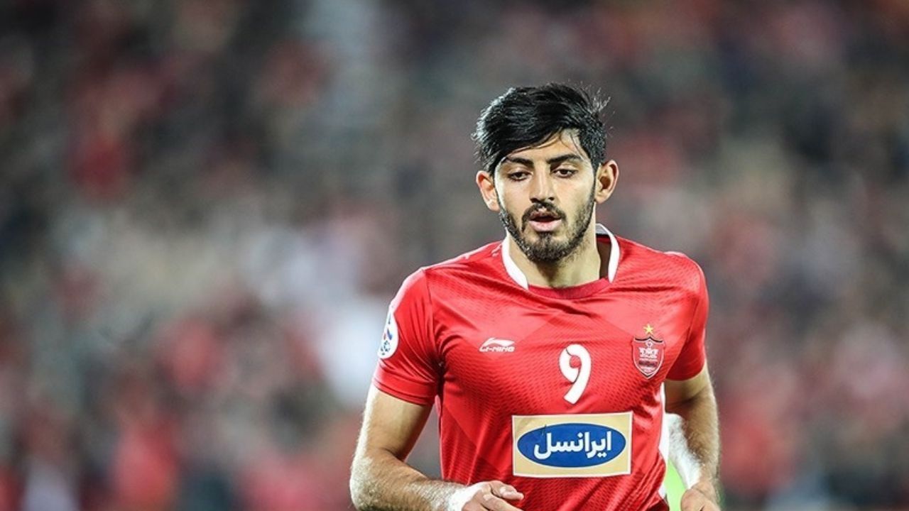 حل مشکل 3 پرسپولیسی در فرودگاه دبی