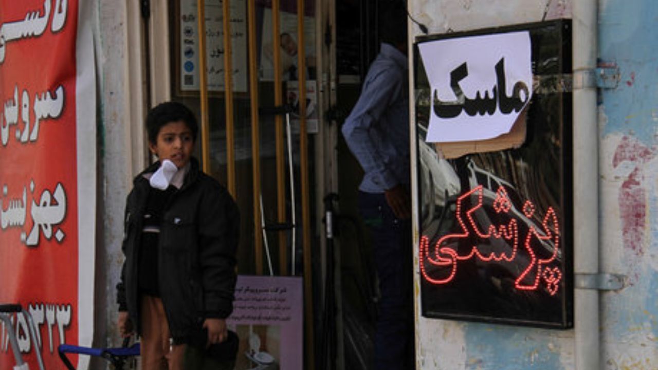 تامین روزانه یک میلیون و 500 هزار ماسک در کشور