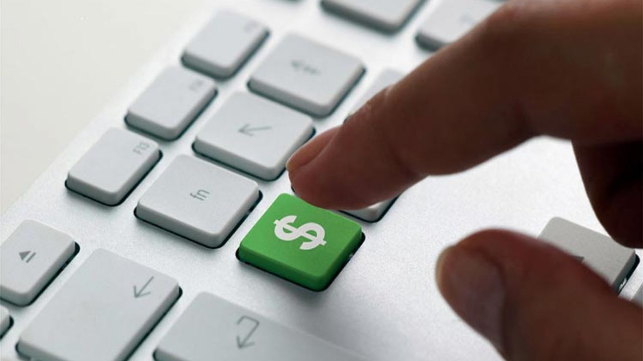 مشتری‌ها بر کسب و کارهای اینترنتی نظارت خواهند کرد