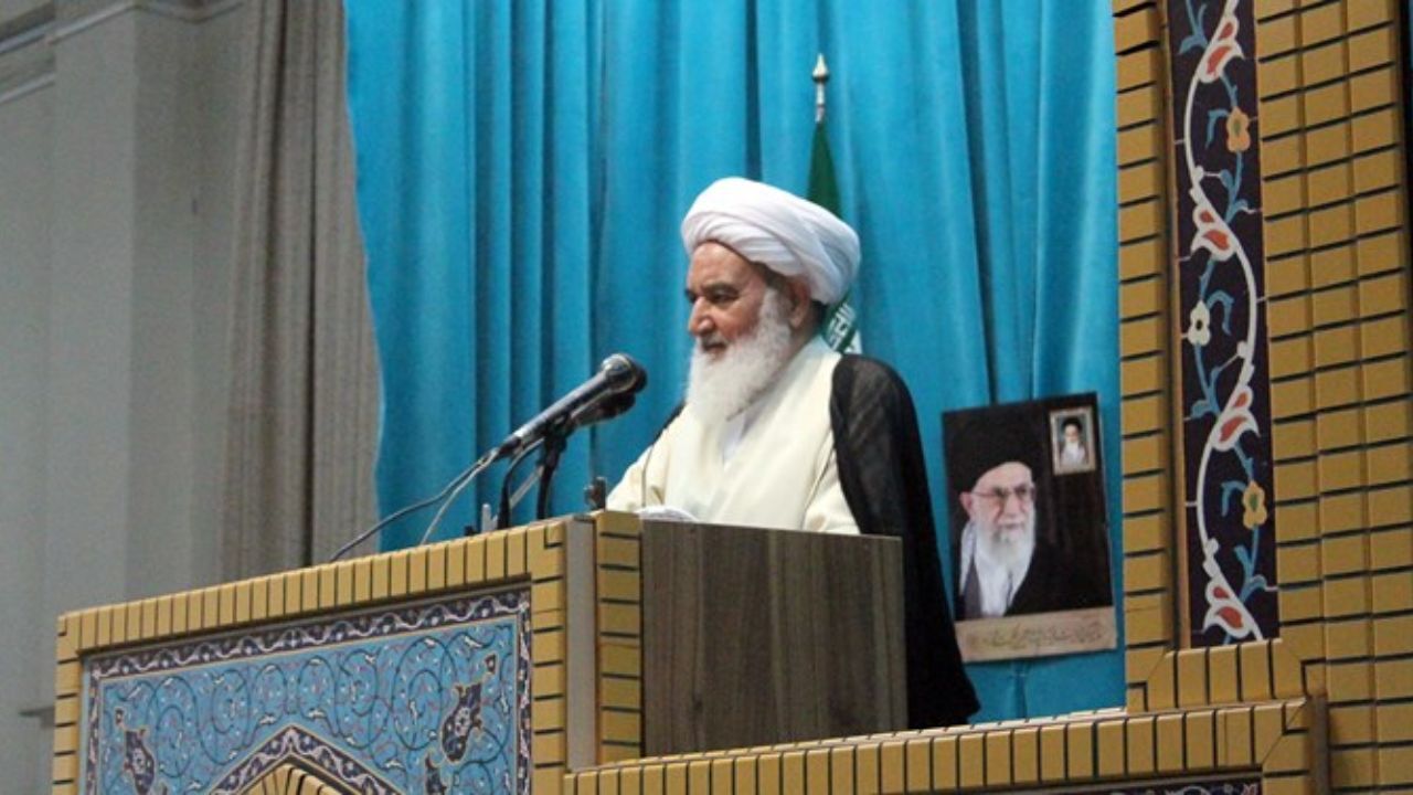 «انتخاب درست» دشمن را منزوی می‌کند/ کسی که رای می‌دهد به مقدرات کشورش اهمیت می‌دهد/حضور در انتخابات یک وظیفه ملی است