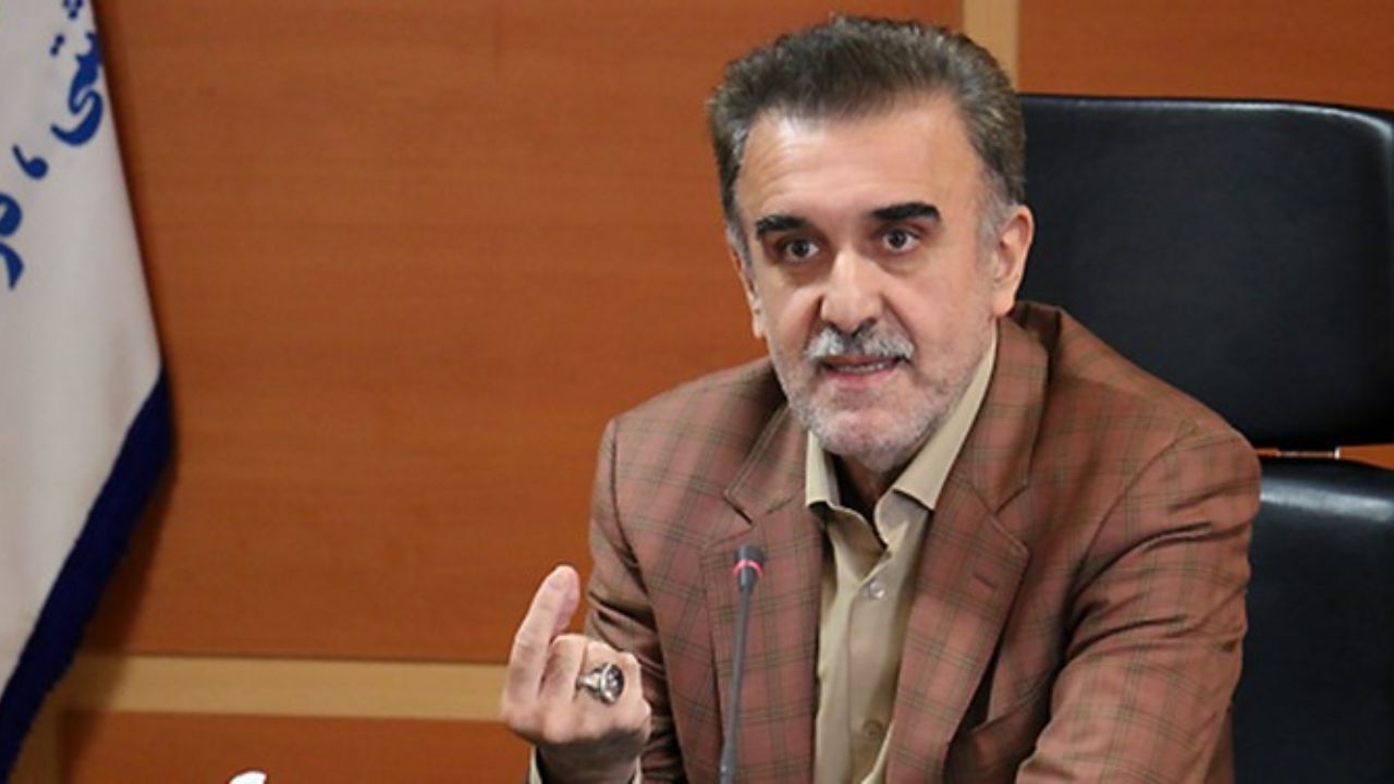بهترین راه کنترل کرونا ماندن افراد در خانه است