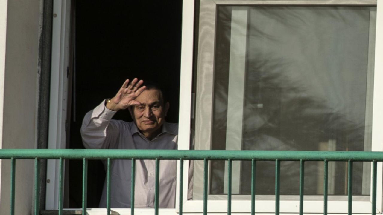 «حسنی مبارک» درگذشت