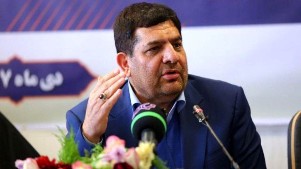تولید بیش از صدهزار محلول و 35 هزار ژل ضدعفونی کننده در هر شیفت برای مقابله با ویروس کرونا