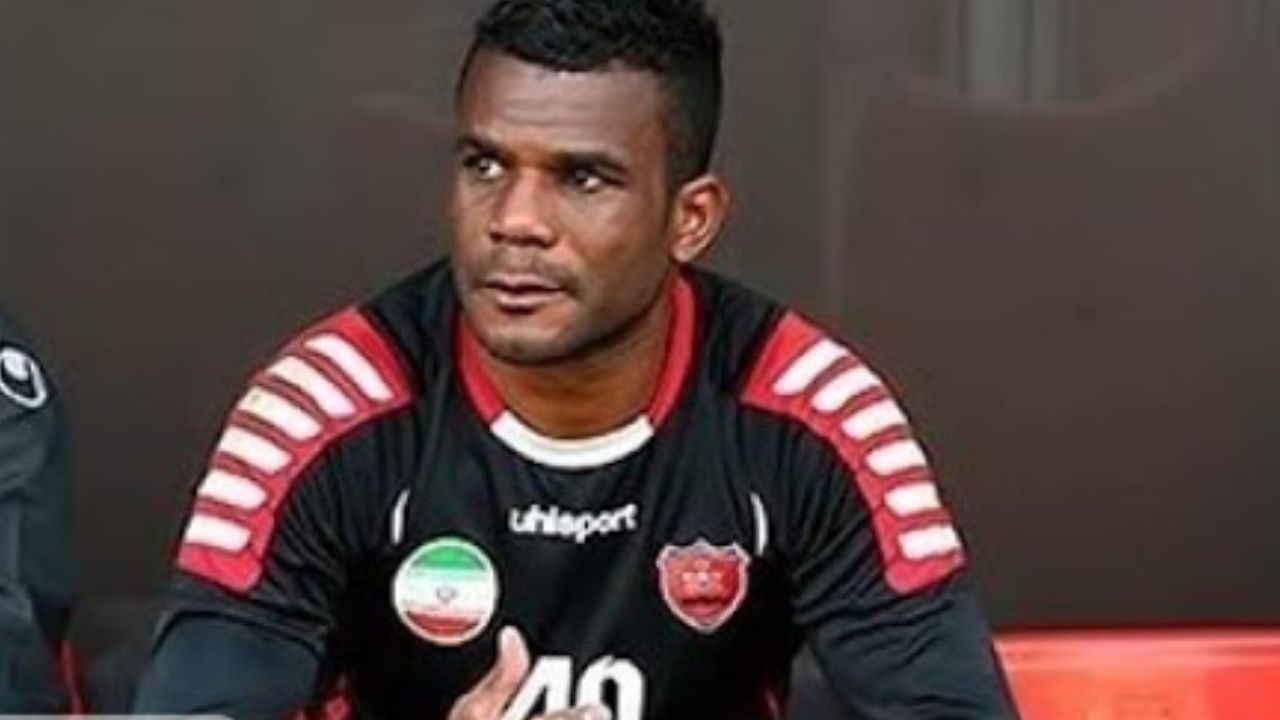 همیشه طرفدار پرسپولیس هستم، اما پولم را می‌خواهم