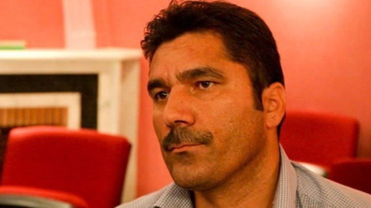 استقلالی‌ها خودشان نمی‌توانند قهرمان شوند به پرسپولیس چه ربطی دارد!
