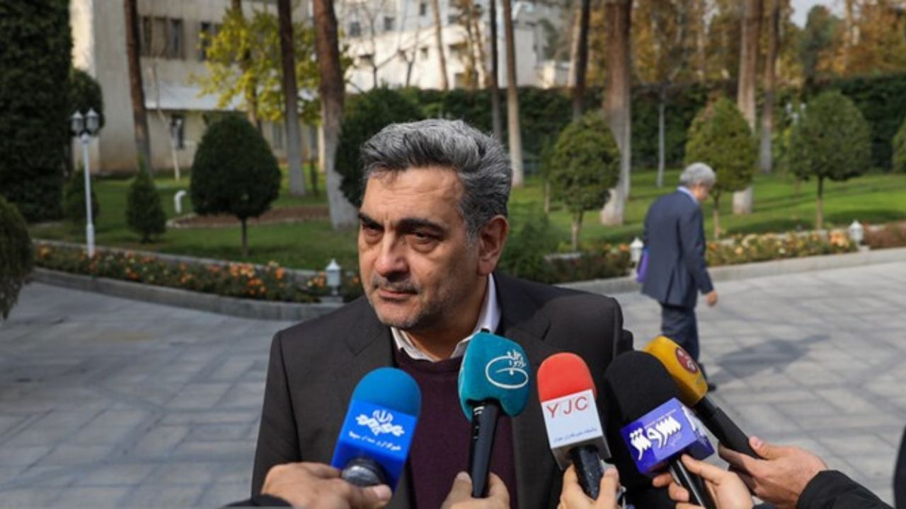 بهره‌گیری از همه امکانات برای ضدعفونی کردن شهر/ شهروندان کار را در چهارشنبه آخر سال چندین برابر نکنند