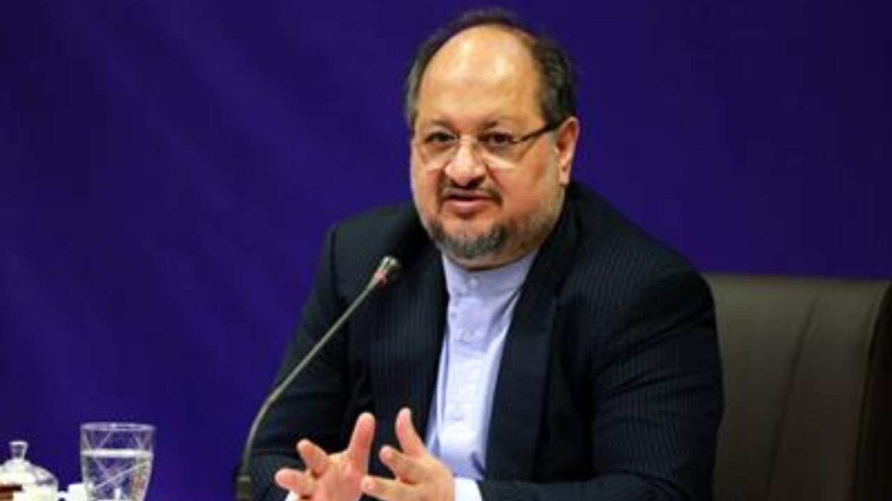 شریعتمداری از زحمات جامعه پزشکی برای مقابله با کرونا قدردانی کرد