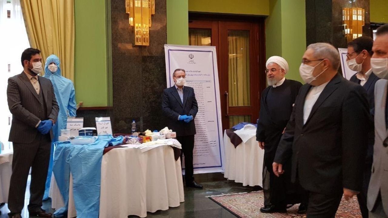 بازدید رئیس‌جمهوری از نمایشگاه شرکت‌های دانش بنیان