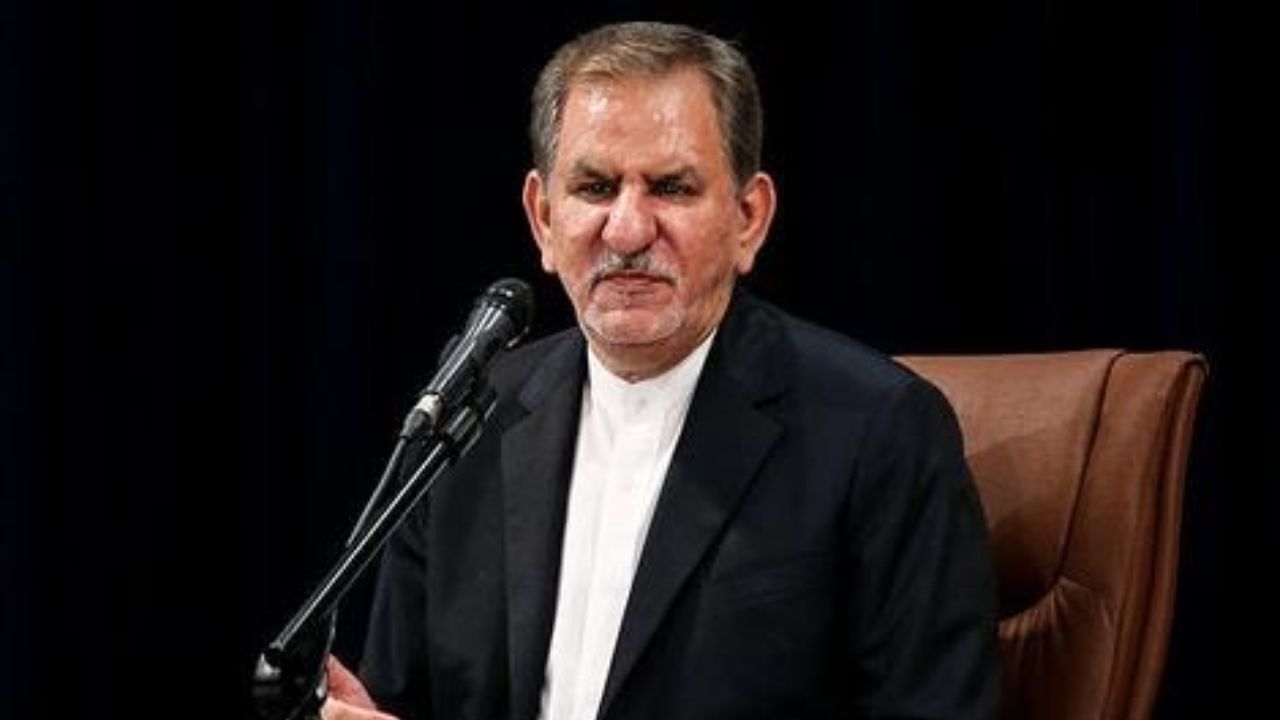 تحریم‌ها موجب شده ایران آمادگی لازم را در شرایط کنونی سقوط قیمت نفت داشته باشد