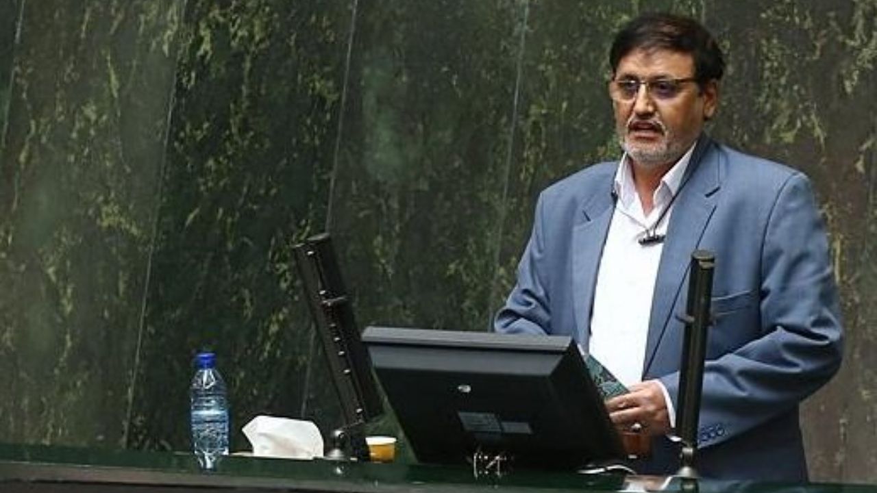 واگذاری نساجی بروجرد منجر به حیف و میل بیت المال و اخراج کارگران شده است