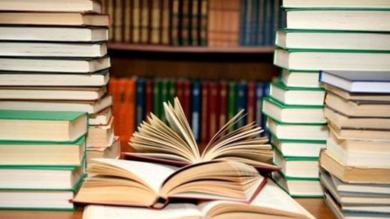 کتاب‌هایی با عبارات تاکیدی به درد مردم می‌خورد؟