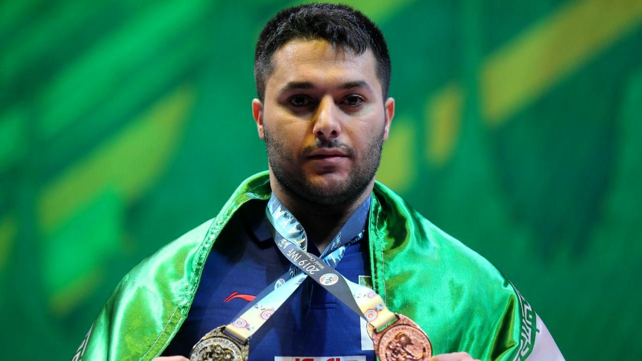 علی میری نائب قهرمان جهان با وزنه برداری خداحافظی کرد