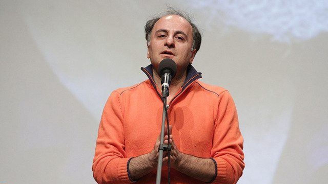بررسی ابعاد مثبت و منفی نمایش آنلاین