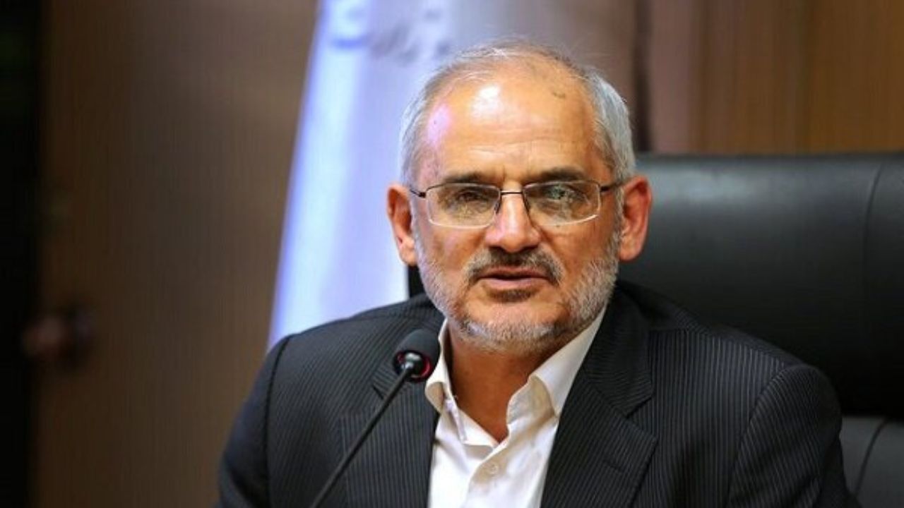 هرکس می‌تواند حتی با یک آجر در ساخت مدرسه مشارکت کند