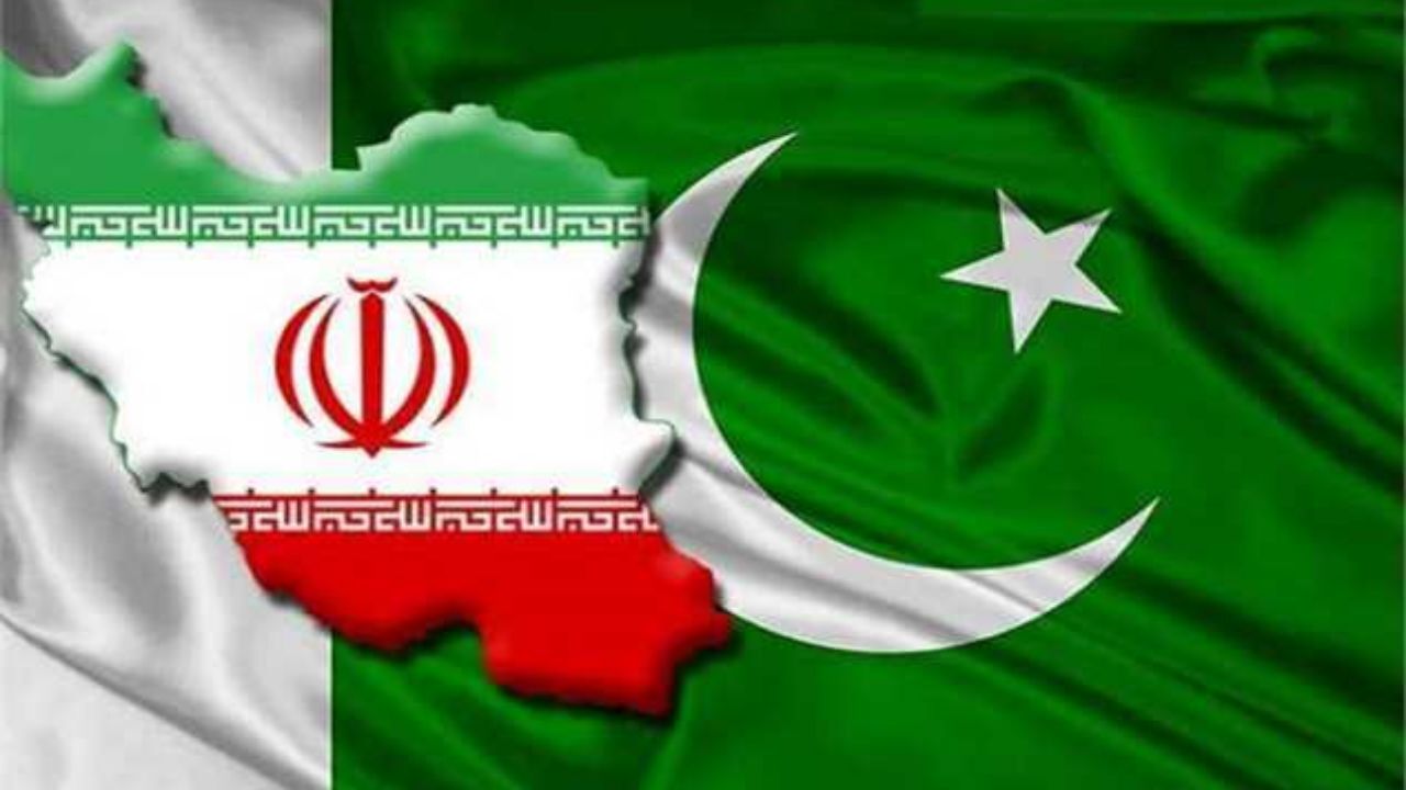 بازارهای مرزی به تدریج درحال بازگشایی هستند/ مجوز خروج روزانه 10 کامیون مواد غذایی از مرز میرجاوه/ صادارت همه کالاها از هفته جاری