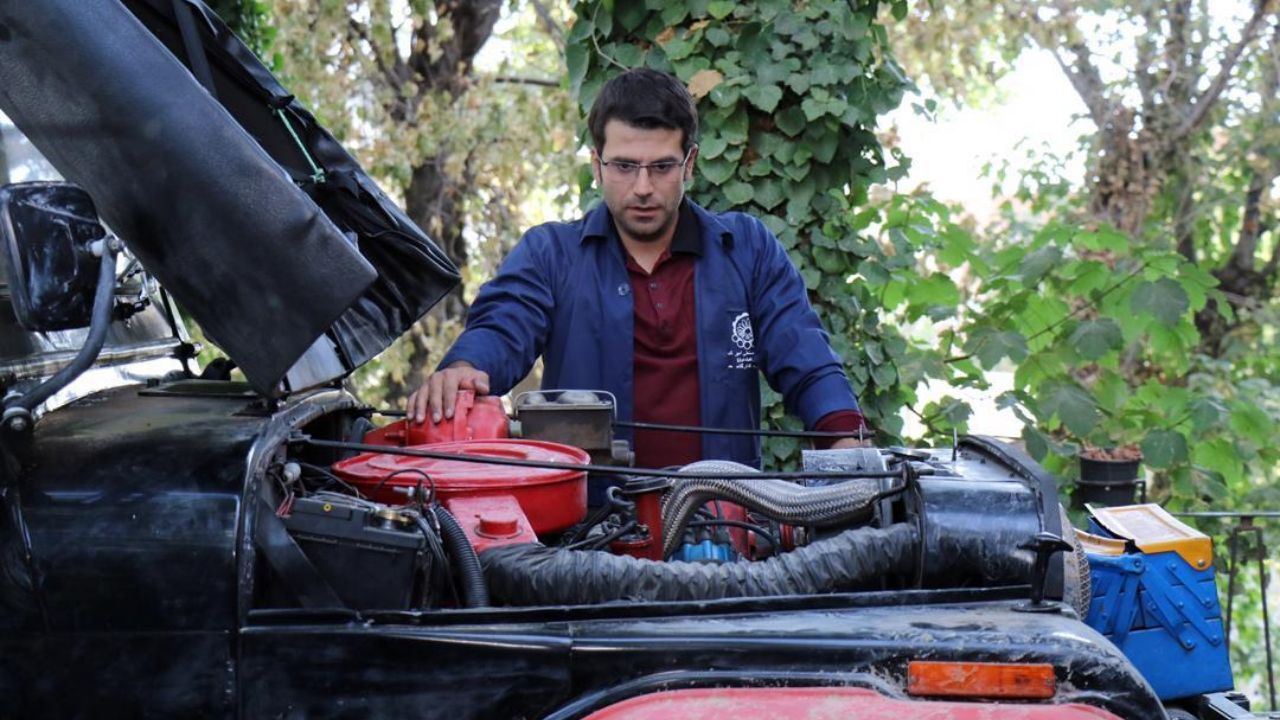 بازیگر بچه مهندس، خواننده می‌شود + عکس + فیلم
