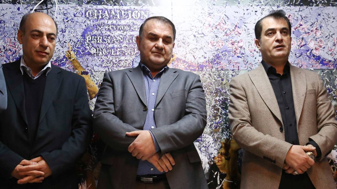 طرفداران باید بدانند که جریان کیف آبی در استقلال چیست