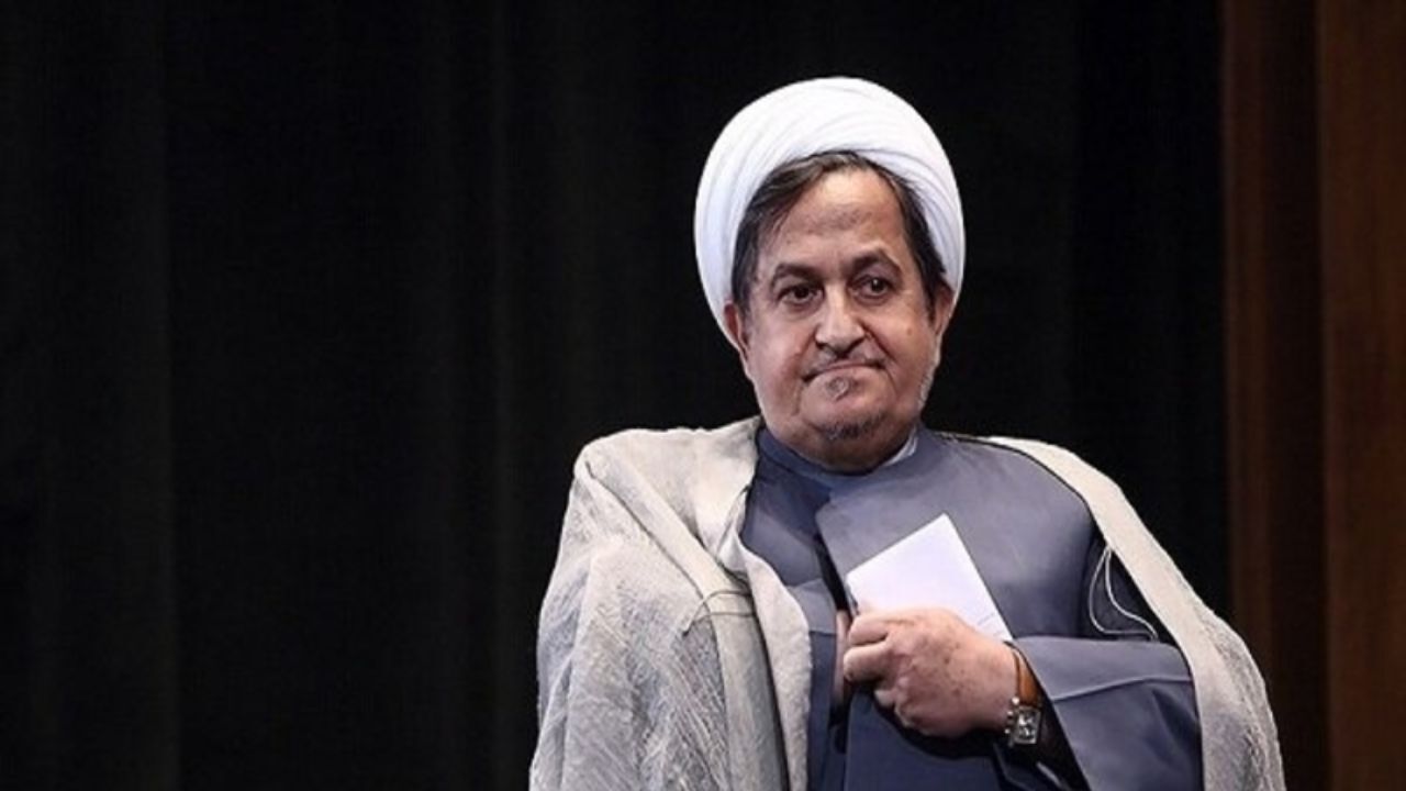 پدر روح‌الله زم، مدیر کانال آمدنیوز: خبری از پسرم نداریم