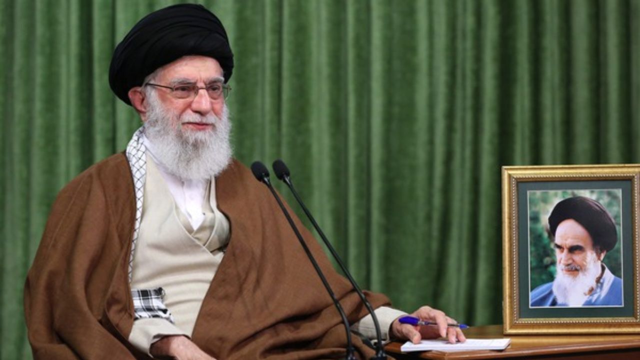 دولت جوان حزب‌اللّهی‌ علاج مشکلات کشور است/ پرچم آرمان‌خواهی و مطالبه‌گری را زمین نگذارید/ جبهه انقلاب را گسترش بدهید؛ یارگیری کنید، حذف نکنید/ ممکن است همه مطالبات قابل اجرا نباشد اما مهم این است که بازگو شود/ تخریب فضای گفت‌وگو را مسدود می‌کند/ آمریکایی