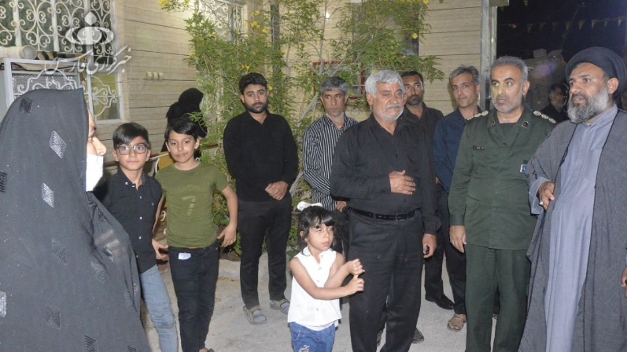 همنشینی 2 خانواده شهید حادثه کنارک